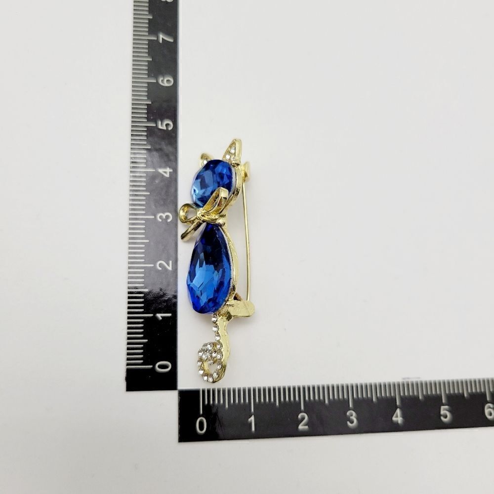 Brand New Blue With Rhinestone Cat Brooch Pin - Picture 6 of 6
